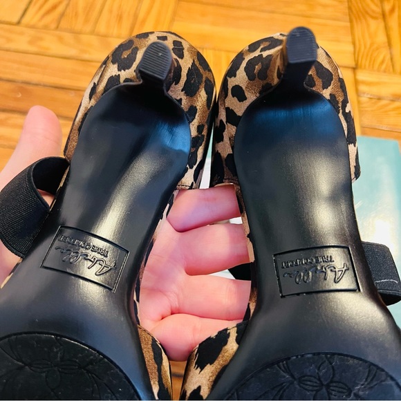 NEW ABELLA TRUE COMFORT LEOPARD HEELS SIZE 10 - Picture 9 of 10